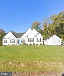 30 Hopewell Dr
