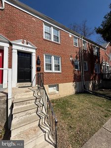 6105 Chinquapin Pkwy