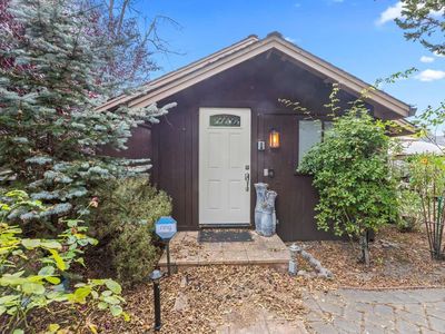 2900 Edison St
