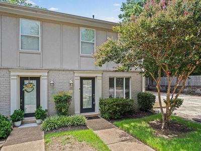 2240 W Germantown Sq