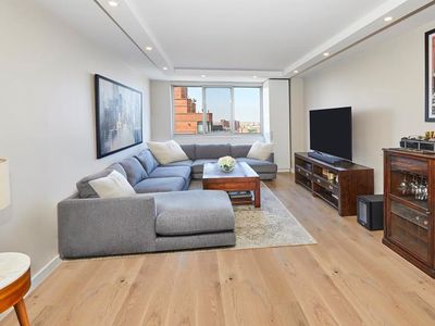 345 E 93rd St APT 31B