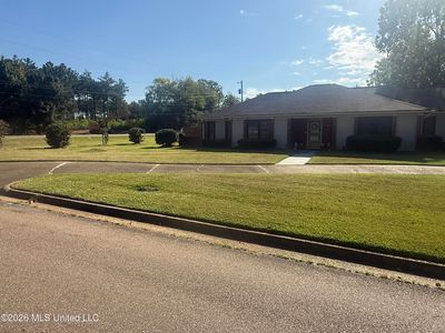 6530 Cedarwood Dr