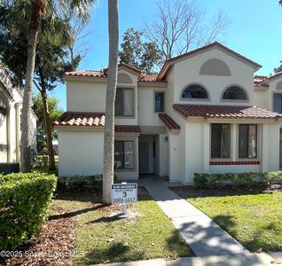 1003 Country Club Dr