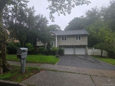 Property at 22 Lindron Avenue, Smithtown, NY