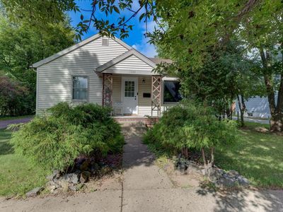 1222 South 5TH AVENUE