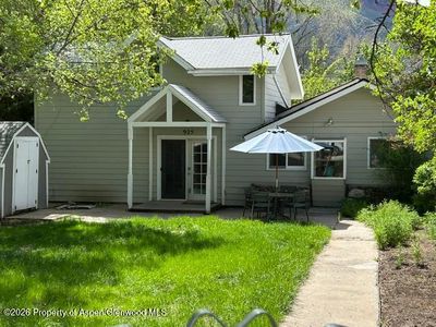 925 Palmer Ave