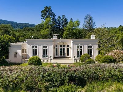309 Olive Hill Ln