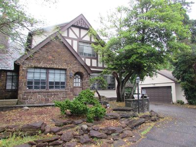 744 Shore Rd