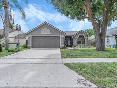 833 E Charing Cross Cir