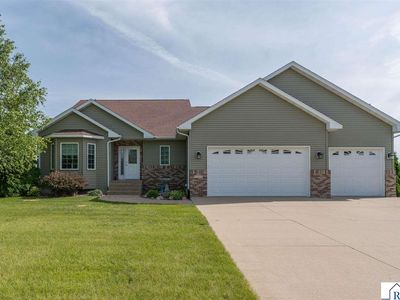 1007 Crystal Lake Dr