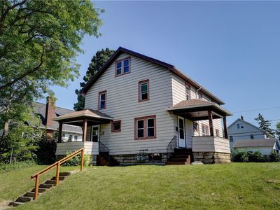 457 Pullman Ave