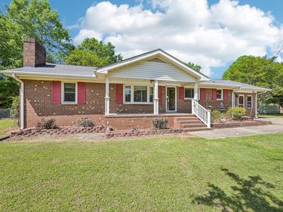 206 Old Post Rd