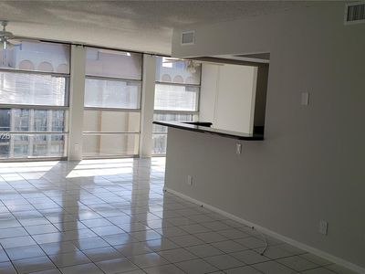851 Three Islands Blvd APT 502