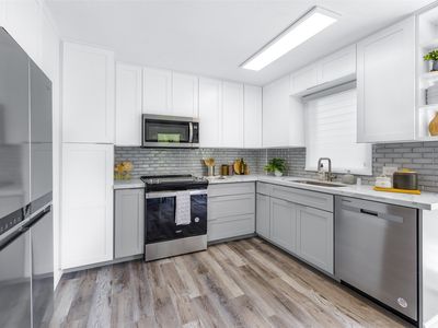 625 Iolani Ave #A304