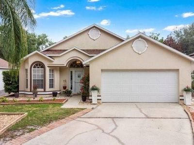 78 Knights Hollow Dr