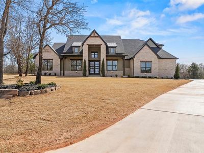 7901 Stagecoach Cir