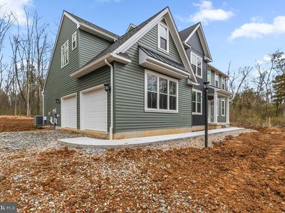 69 Ruth Ave
