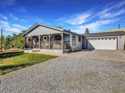 18177 Bodenhammer Ave