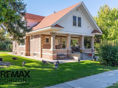 Property at 605 S 5th St, Douglas, WY