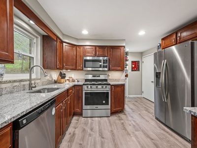 Property at 100 Circle Dr, White Oak, PA