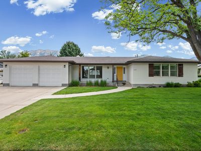 1155 S Palisades Dr