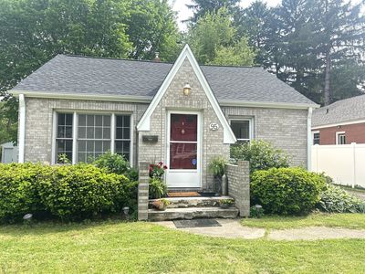 Property at 95 Roosevelt St, St Charles, IL