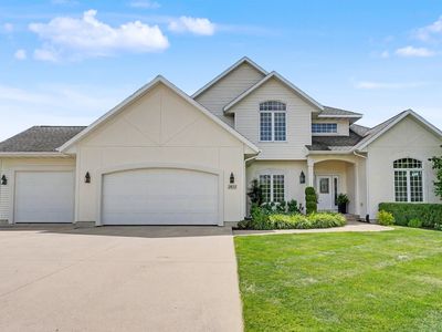 2613 Country Meadow Ln