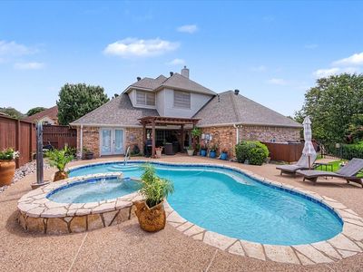 8820 Saint Annes Ct