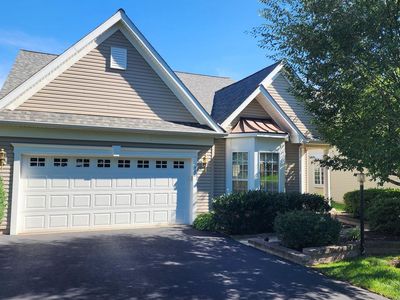 752 Village Ave