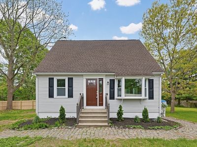 21 Stanley Ave