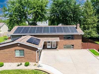 7110/7112 N Rockvale Dr
