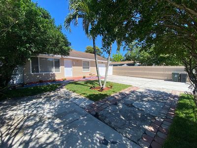 549 Jennings Ave