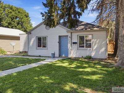 320 W 18th St