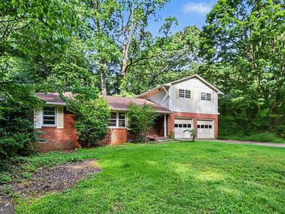 2240 Medfield Trl NE