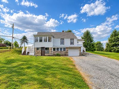 805 Meadowbrook Rd