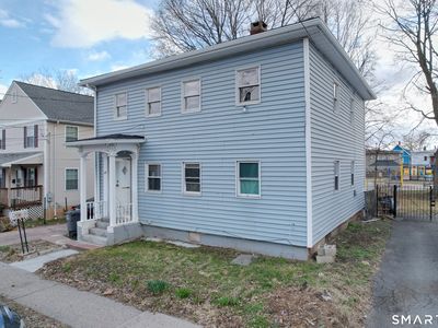 41 Loomis Street