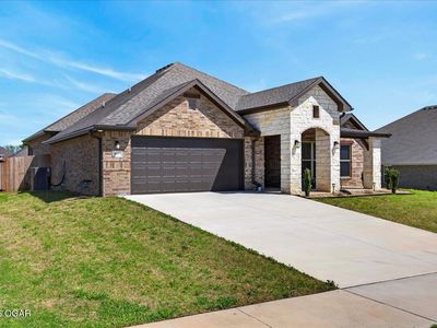 817 Blackthorn Dr