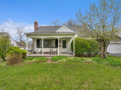 4649 Waseka Ln