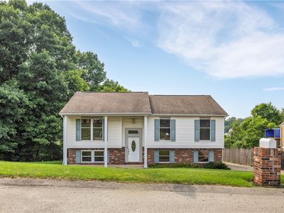 421 Rampart Blvd