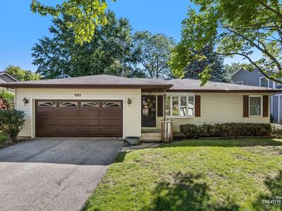 995 Blackhawk Dr