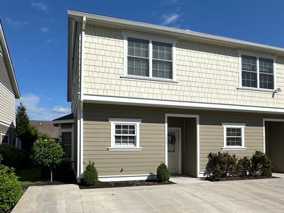 202 Blackbird Village Cir