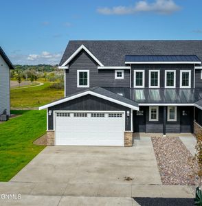 Property at 507 46th St E, Williston, ND