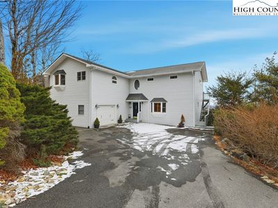 112 North Pinnacle Ridge Road