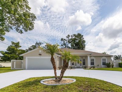 15 Royal Palm Ln