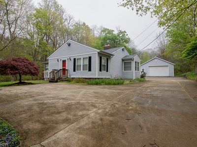 Property at 7511 Kellogg Rd, Concord Township, OH