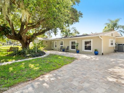 545 Heron Dr