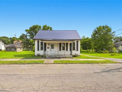 520 Foster Ave