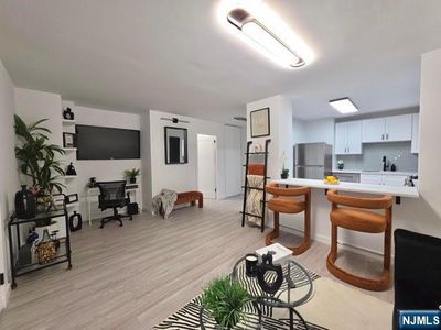1203 River #20A