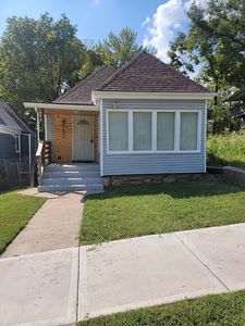 2540 Michigan Ave