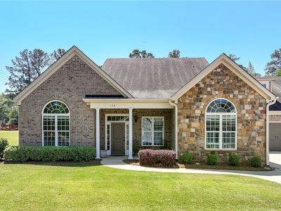 648 Villas Way UNIT 104